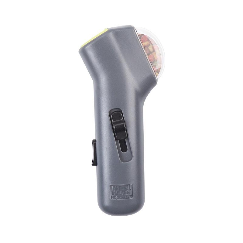 Paws and Claws pet treat launcher – product photo 1